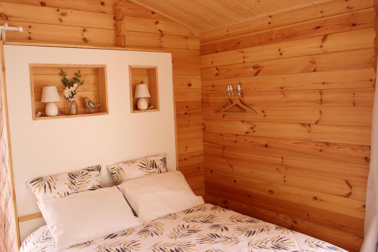 Chalet Esprit Zen Et Nature Avec Spa Сен-Ілер-де-Р'єз Екстер'єр фото